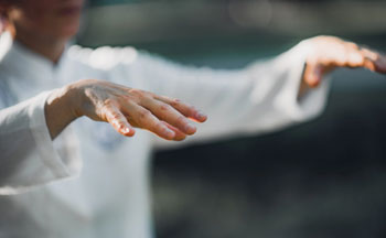 Qi-Gong - Yvonne Weigl